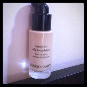 Pumped once Giorgio Armani luminous silk 3 travel